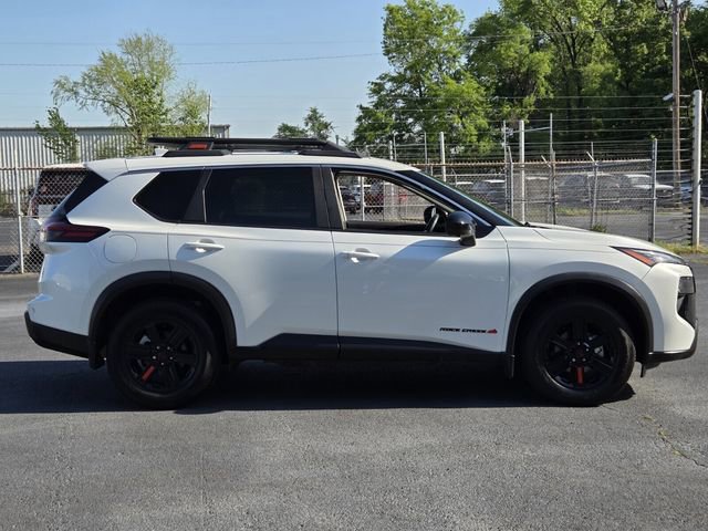 Used 2025 Nissan Rogue SV AWD/4WD image 6