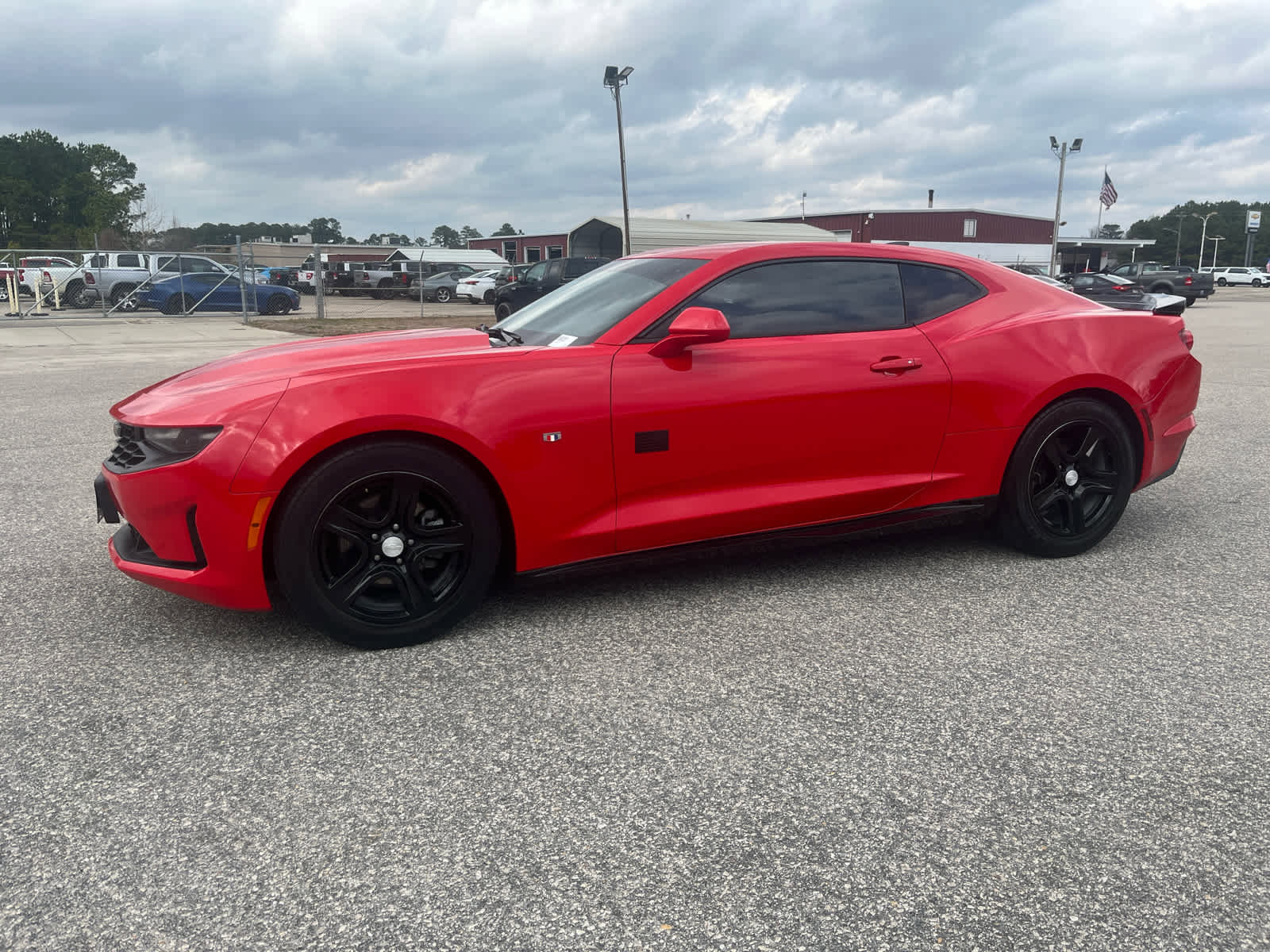 Used 2020 Chevrolet Camaro LT image 2
