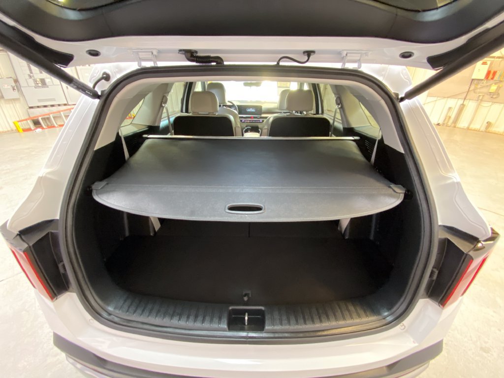 Used 2025 Kia Sorento SX FWD image 31