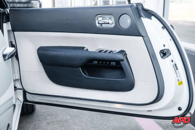 Used 2019 Rolls-Royce Wraith RWD image 71