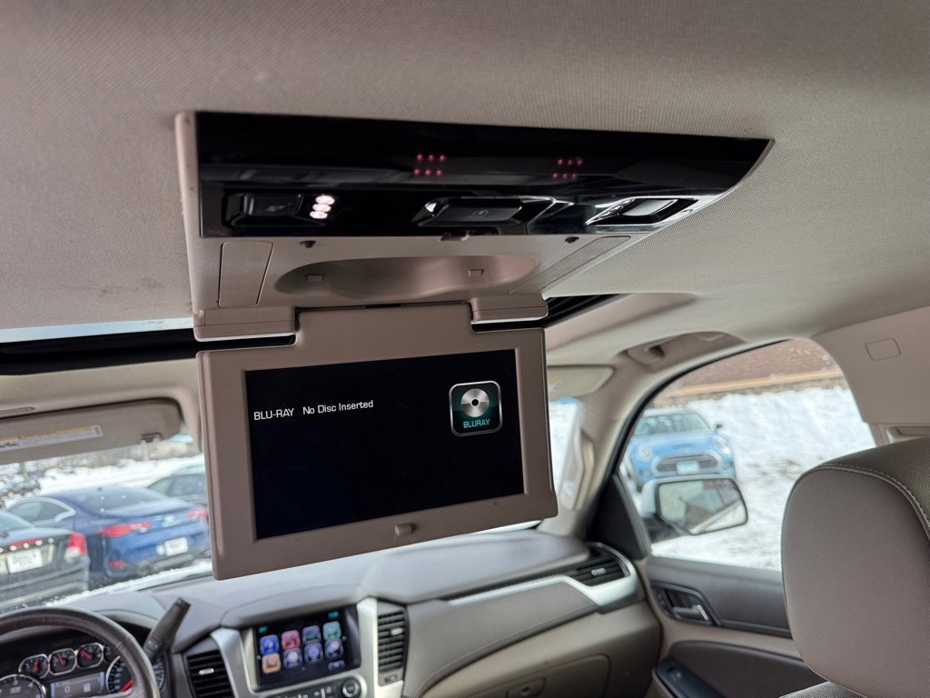 Used 2017 Chevrolet Tahoe LT w/ LT Signature Package image 32