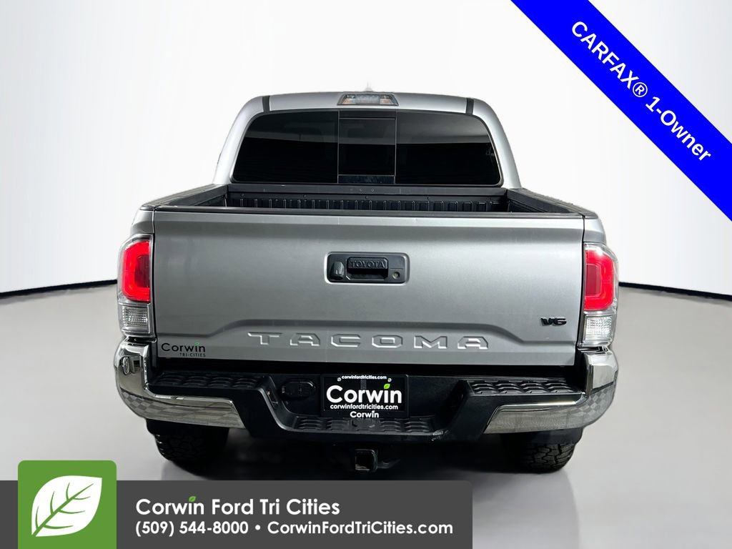 Used 2022 Toyota Tacoma TRD Off-Road image 13
