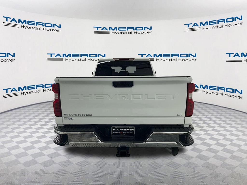 Used 2024 Chevrolet Silverado 2500 LT AWD/4WD image 4