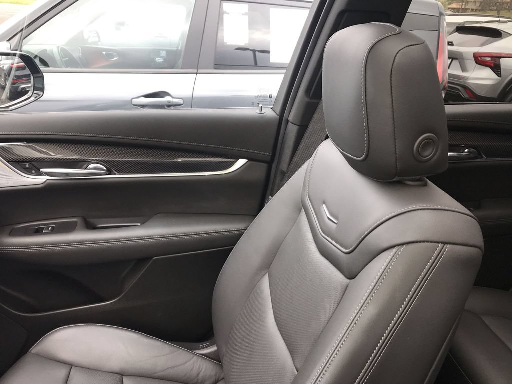 Used 2024 Cadillac XT6 Sport AWD/4WD image 25