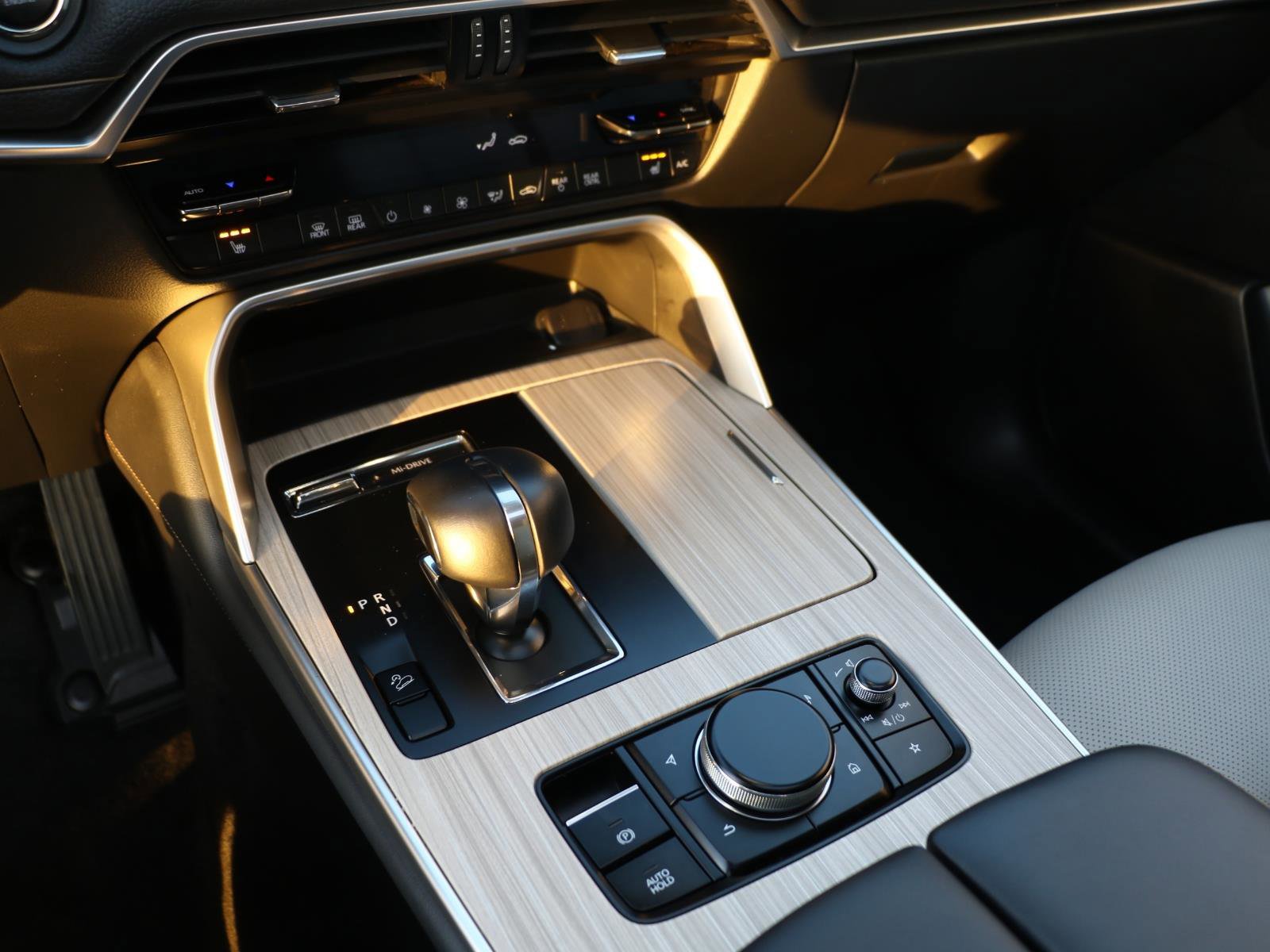 Certified 2025 MAZDA CX-90 3.3 Turbo w/ Preferred Package image 14