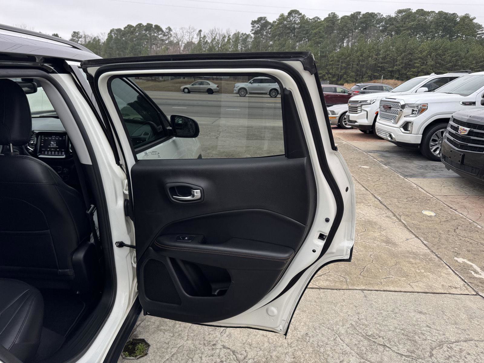 Used 2019 Jeep Compass Limited w/ Safety & Security Group image 13