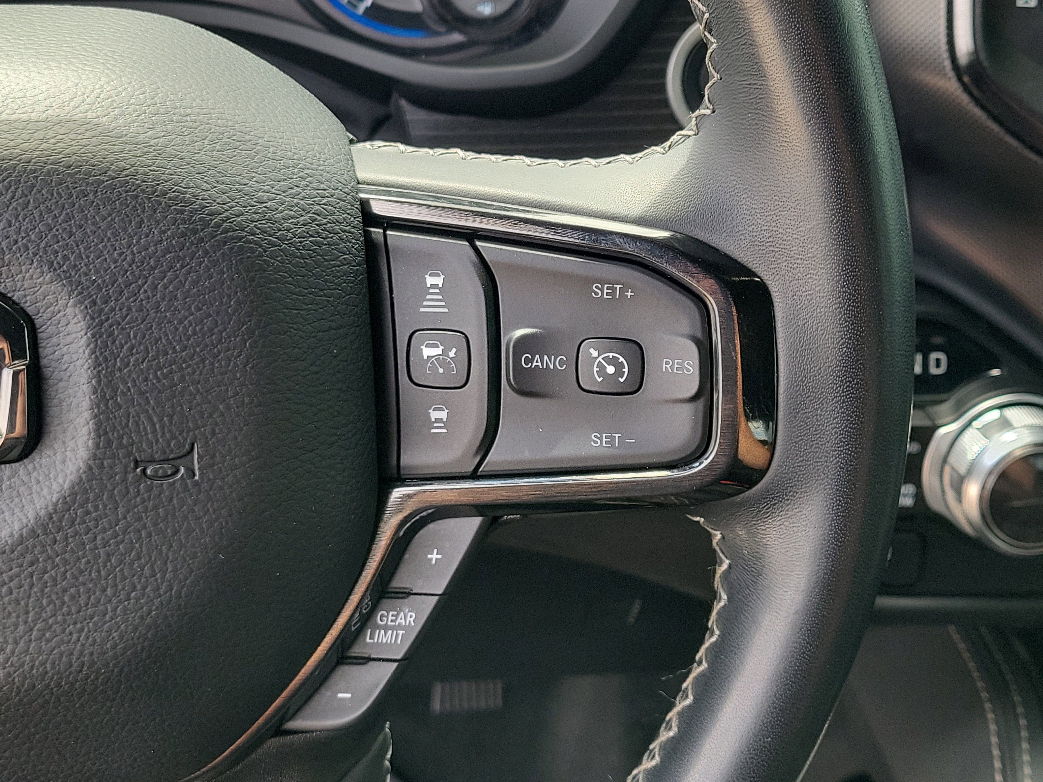 Used 2022 RAM 1500 Limited image 23