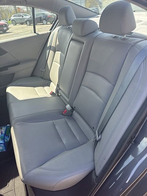 Certified 2017 Honda Accord EX-L image 7
