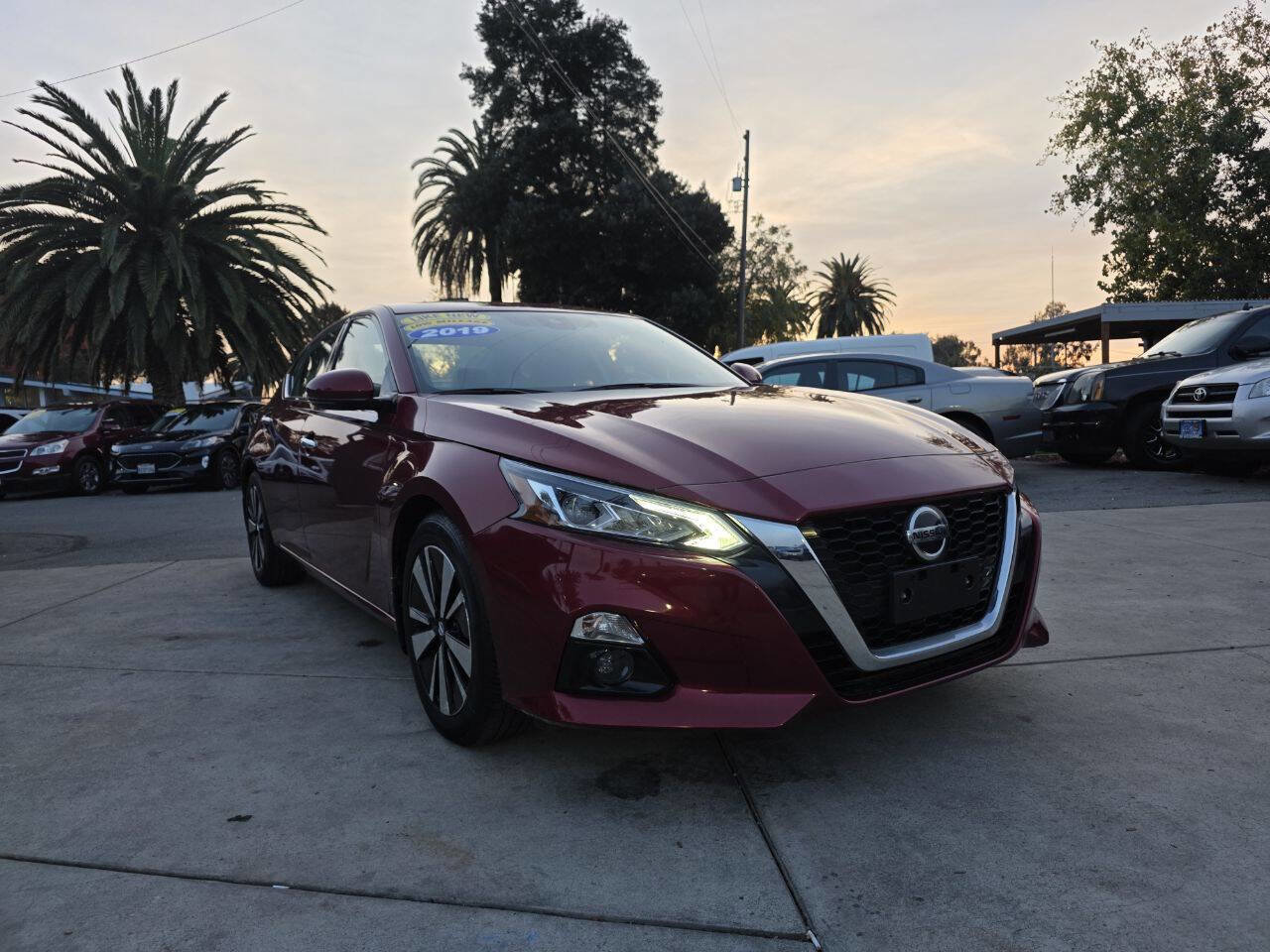 Used 2019 Nissan Altima 2.5 SL image 2