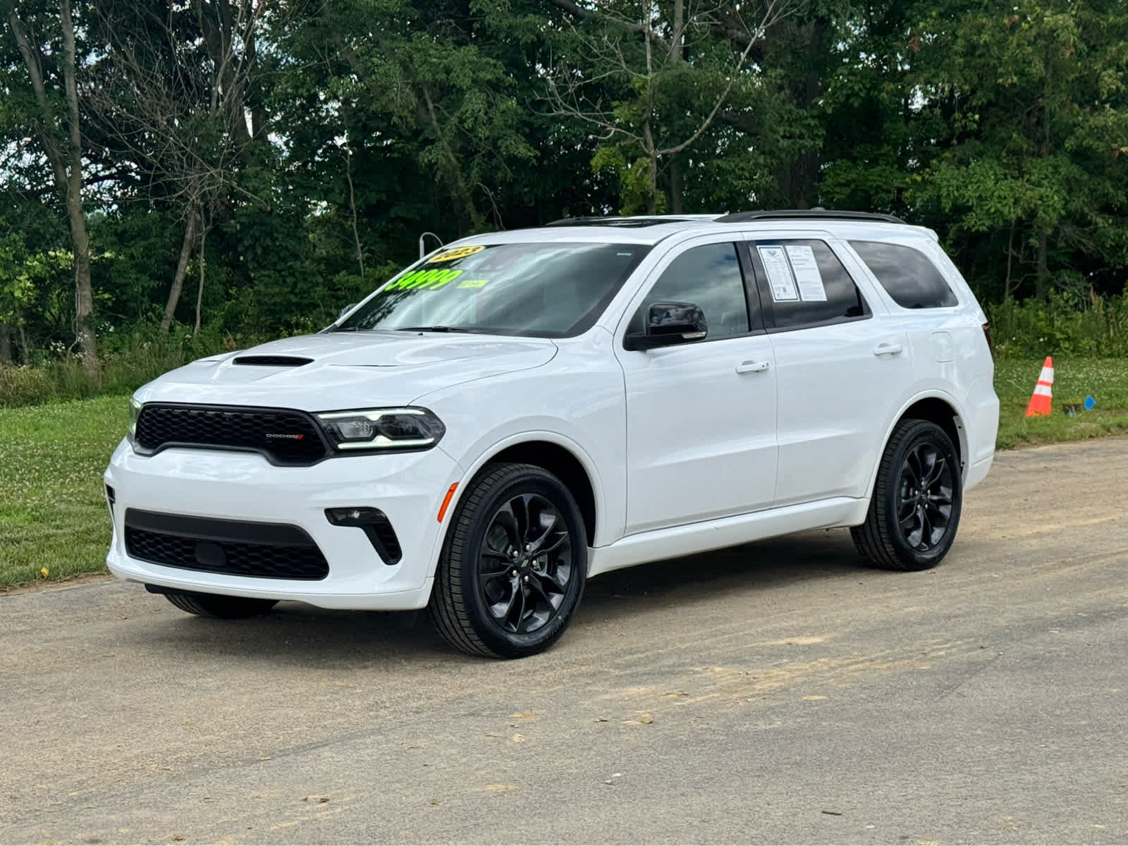 Used 2023 Dodge Durango GT AWD/4WD image 3