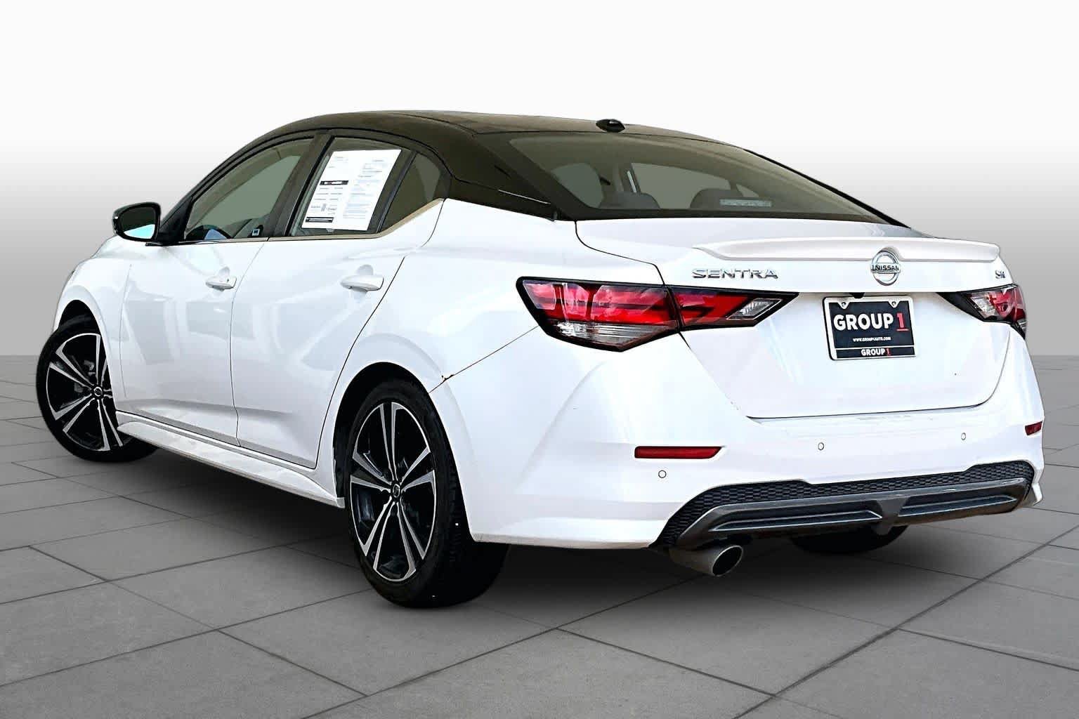 Used 2021 Nissan Sentra SR FWD image 11