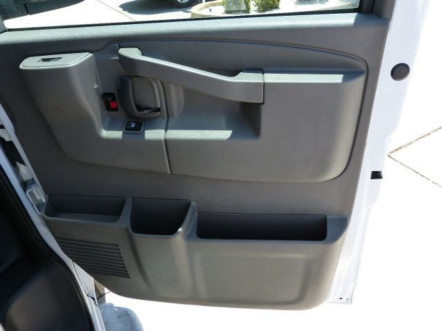 Used 2022 Chevrolet Express 2500 w/ Driver Convenience Package image 22