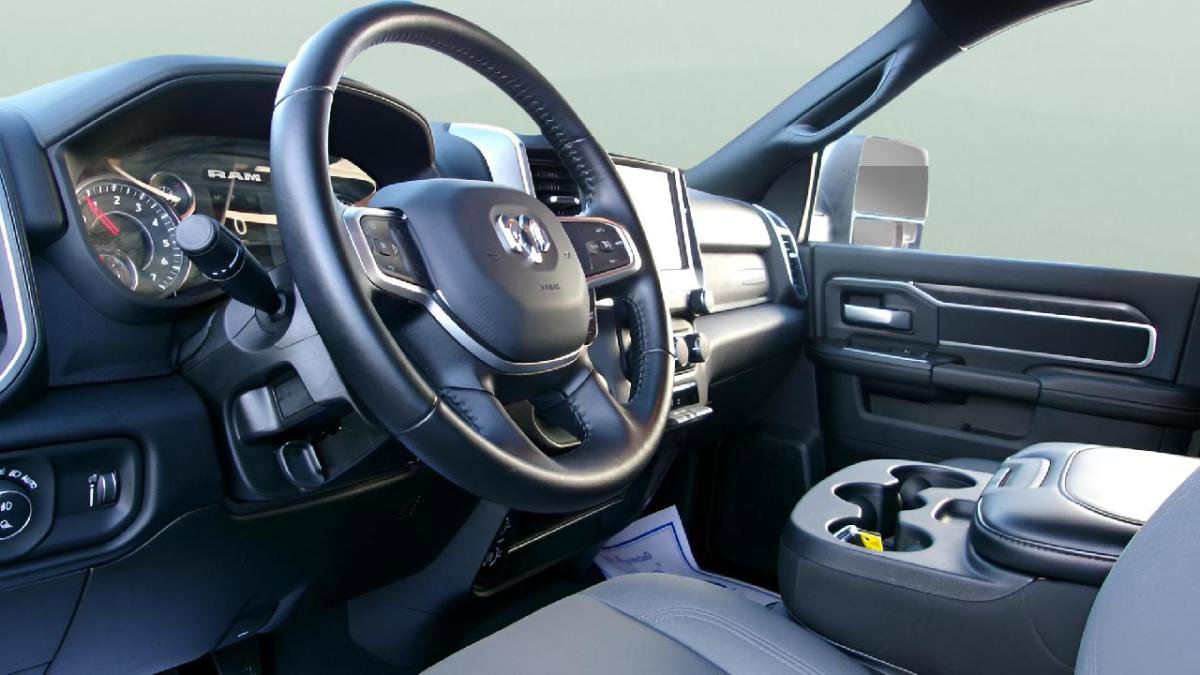 Used 2024 RAM 2500 Big Horn w/ Bed Utility Group image 12