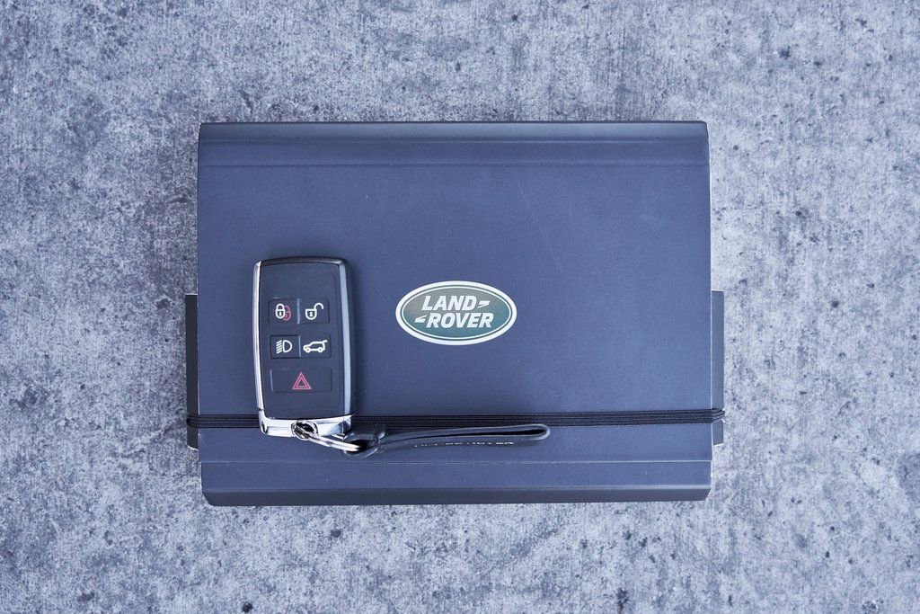Used 2025 Land Rover Range Rover SE AWD/4WD image 78