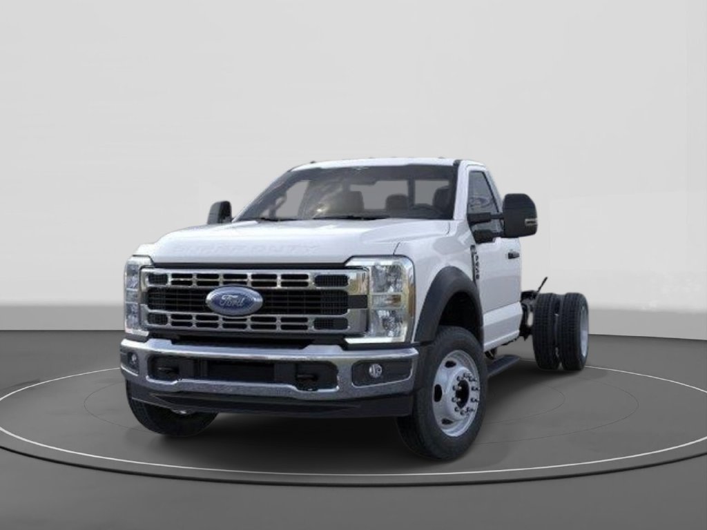 New 2026 Ford F450 XL w/ XL Chrome Package RWD image 2