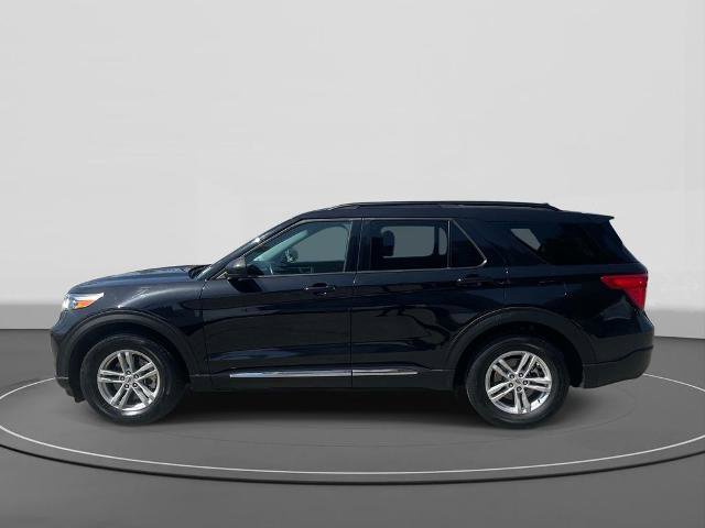 Certified 2023 Ford Explorer XLT RWD image 5