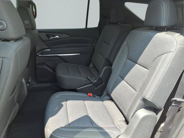 Used 2025 Chevrolet Traverse LT w/ Midnight/Sport Edition FWD image 21