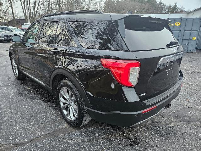 Certified 2021 Ford Explorer XLT w/ Equipment Group 202A image 7