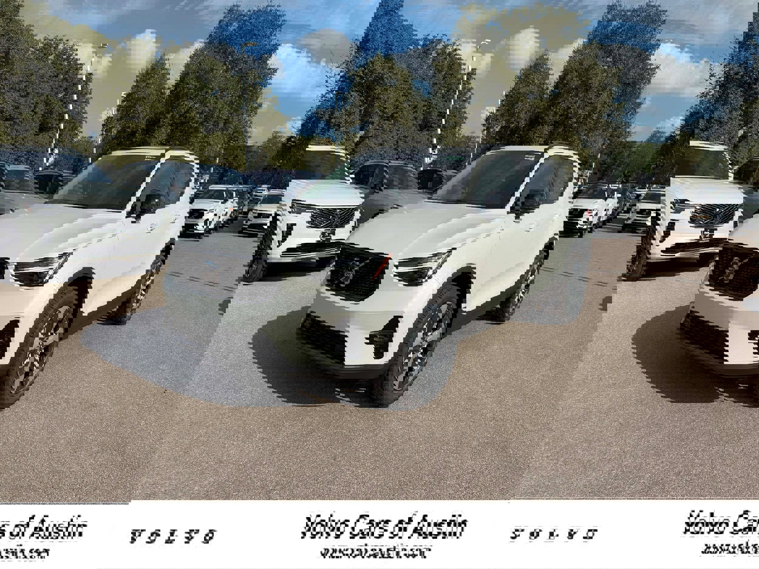 New 2026 Volvo XC40 B5 Plus w/ Protection Package Premier image 1