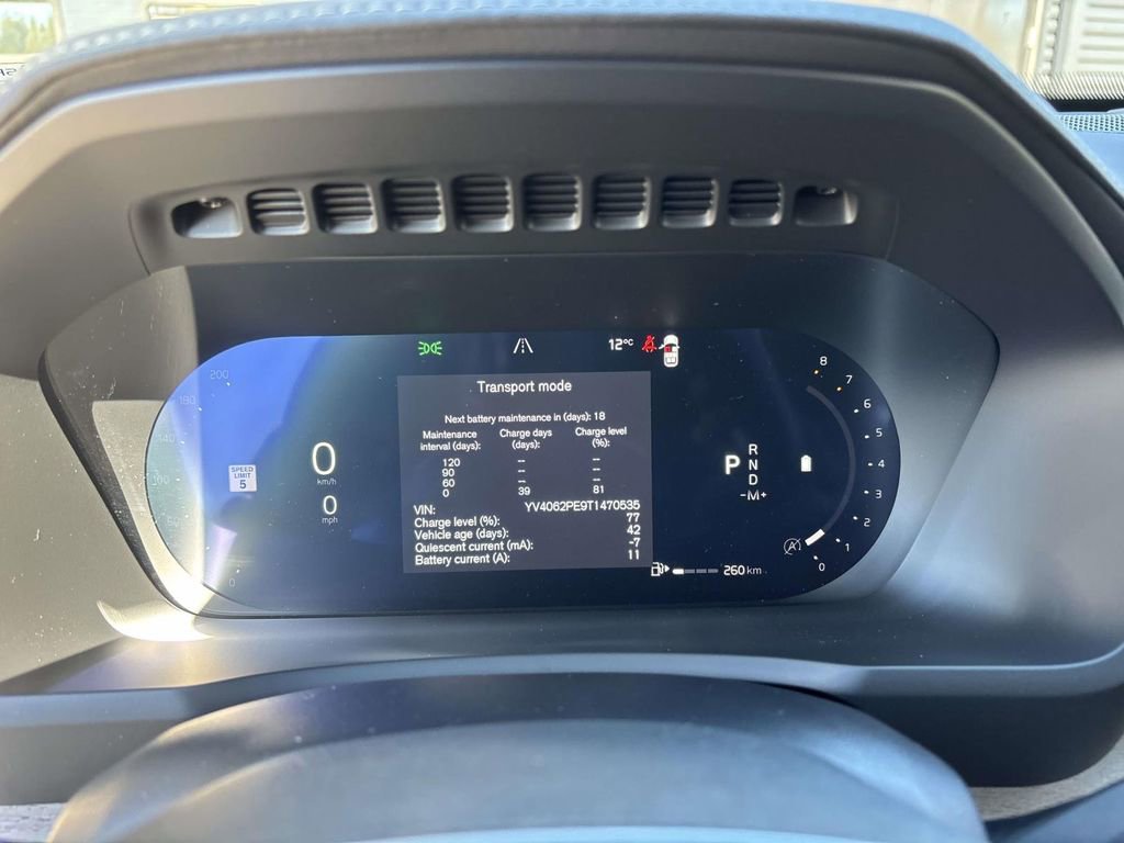 New 2026 Volvo XC90 B6 Plus w/ Protection Package Premier image 16