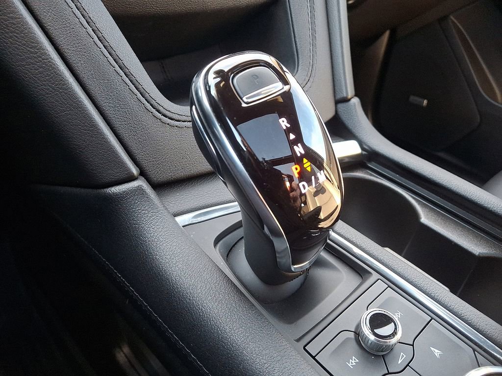 Certified 2024 Cadillac XT5 Premium Luxury w/ LPO, Floor Liner Package image 16