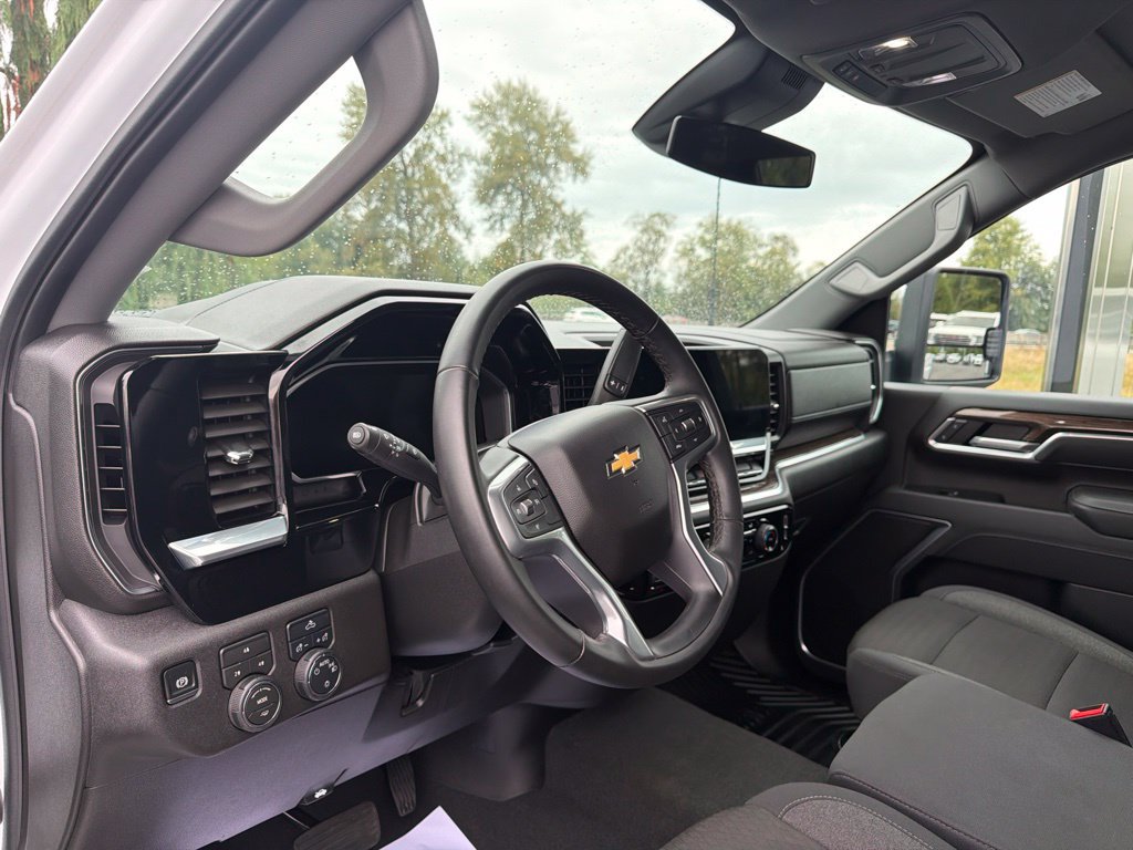 Used 2026 Chevrolet Silverado 2500 LT AWD/4WD image 10