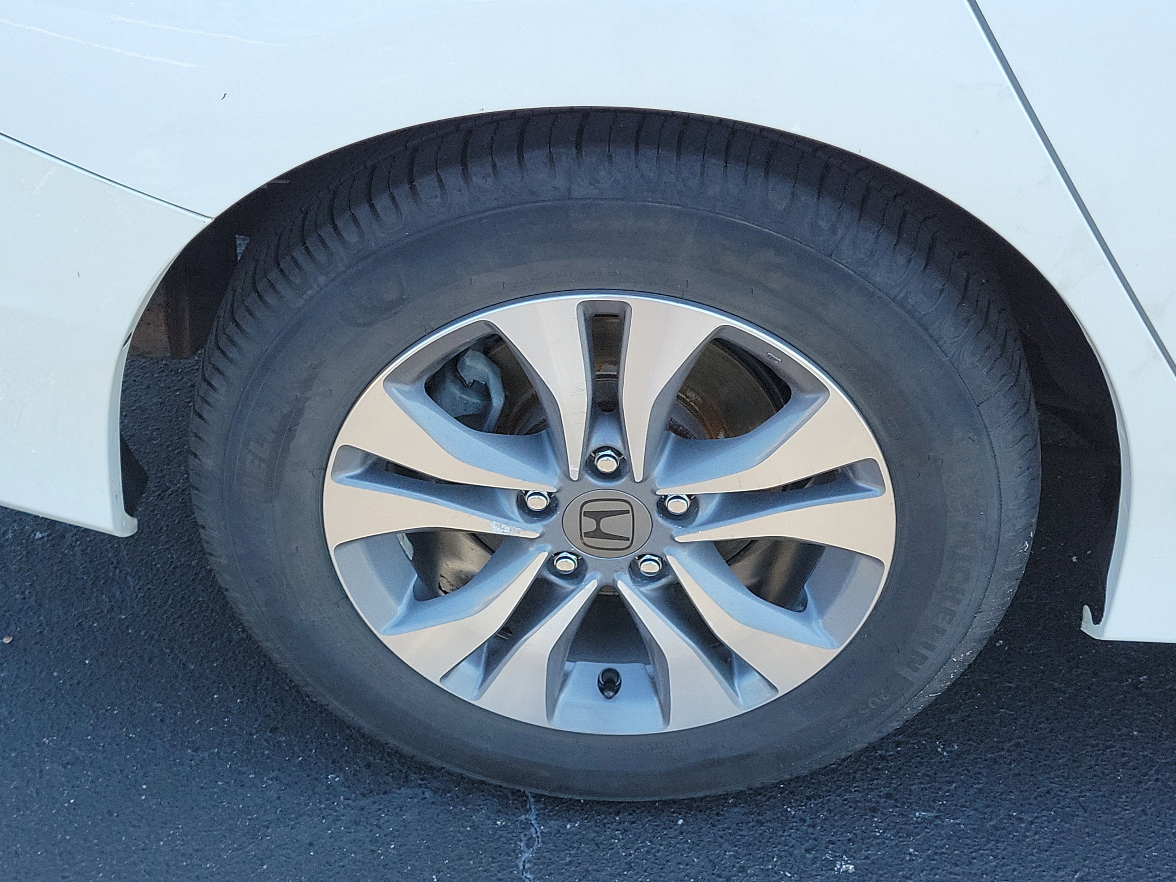 Used 2015 Honda Accord LX image 6
