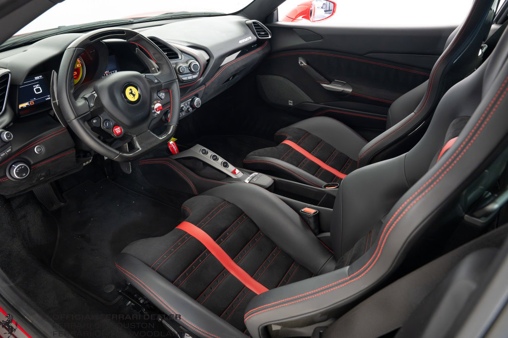 Certified 2017 Ferrari 488 GTB RWD image 17