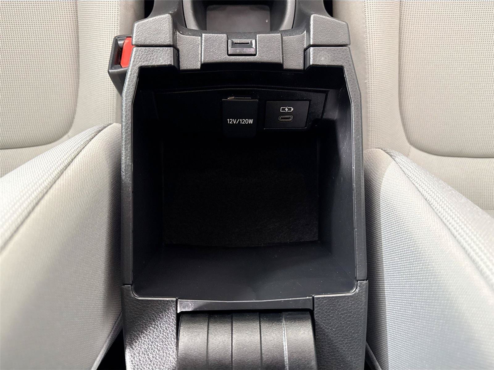 Used 2024 Toyota Corolla Cross LE w/ Moonroof Package FWD image 33