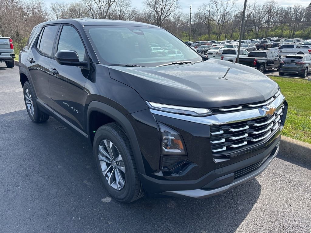 New 2026 Chevrolet Equinox LT image 2