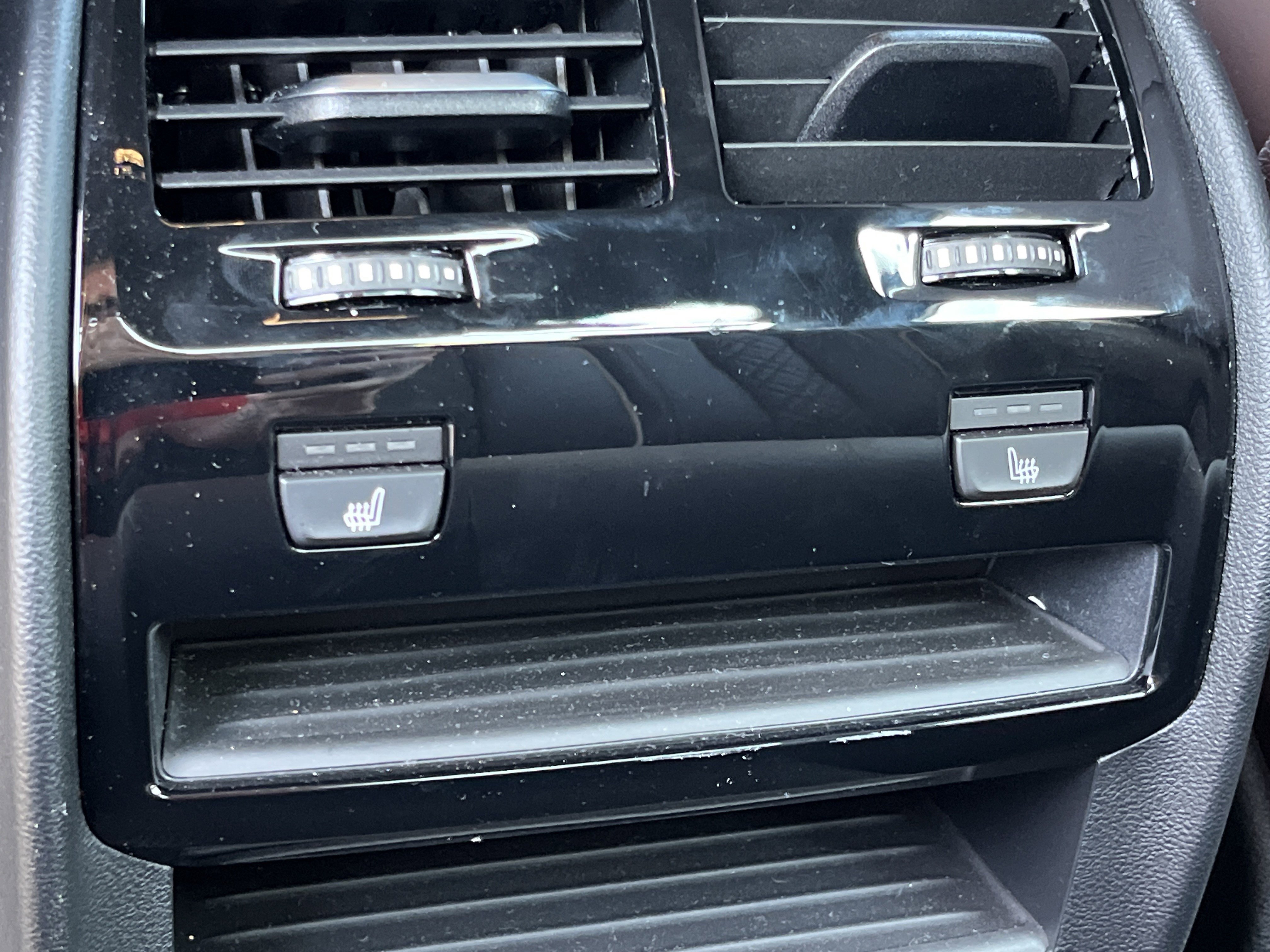 Used 2023 BMW M550i xDrive w/ Executive Package AWD/4WD image 22