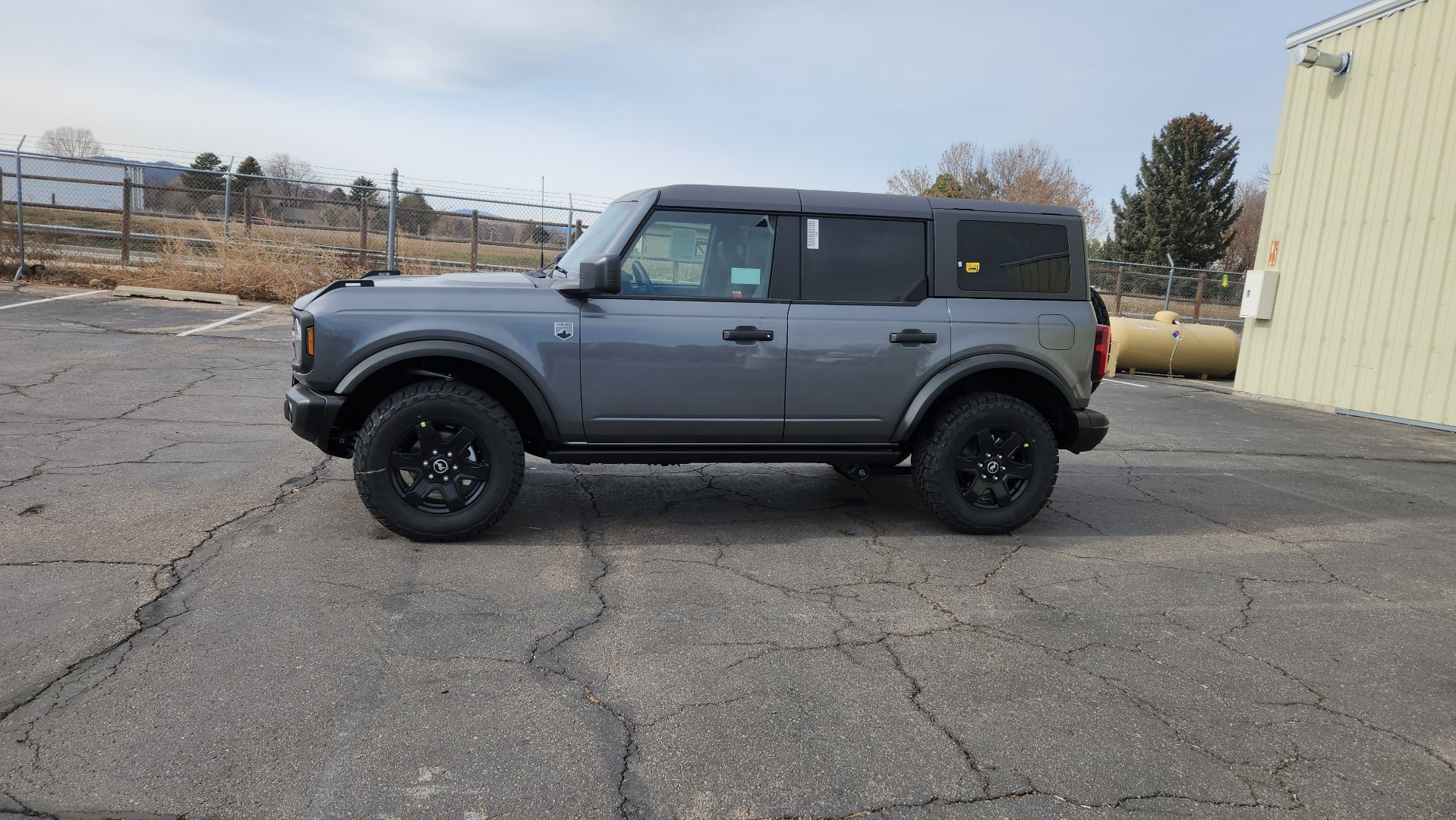 New 2025 Ford Bronco Big Bend w/ Black Diamond Package image 4