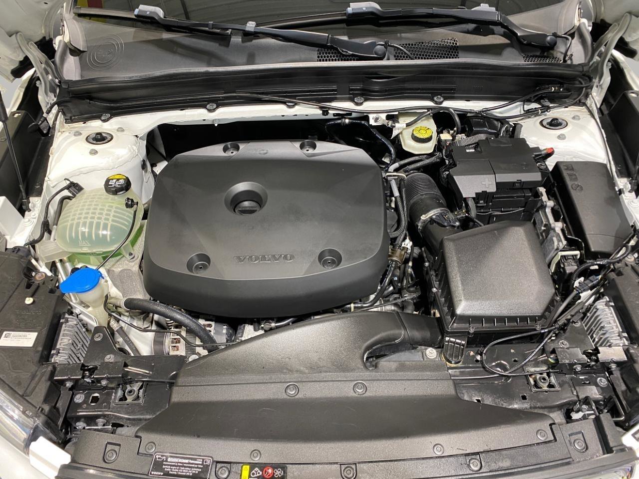 Used 2019 Volvo XC40 T4 Inscription FWD image 22