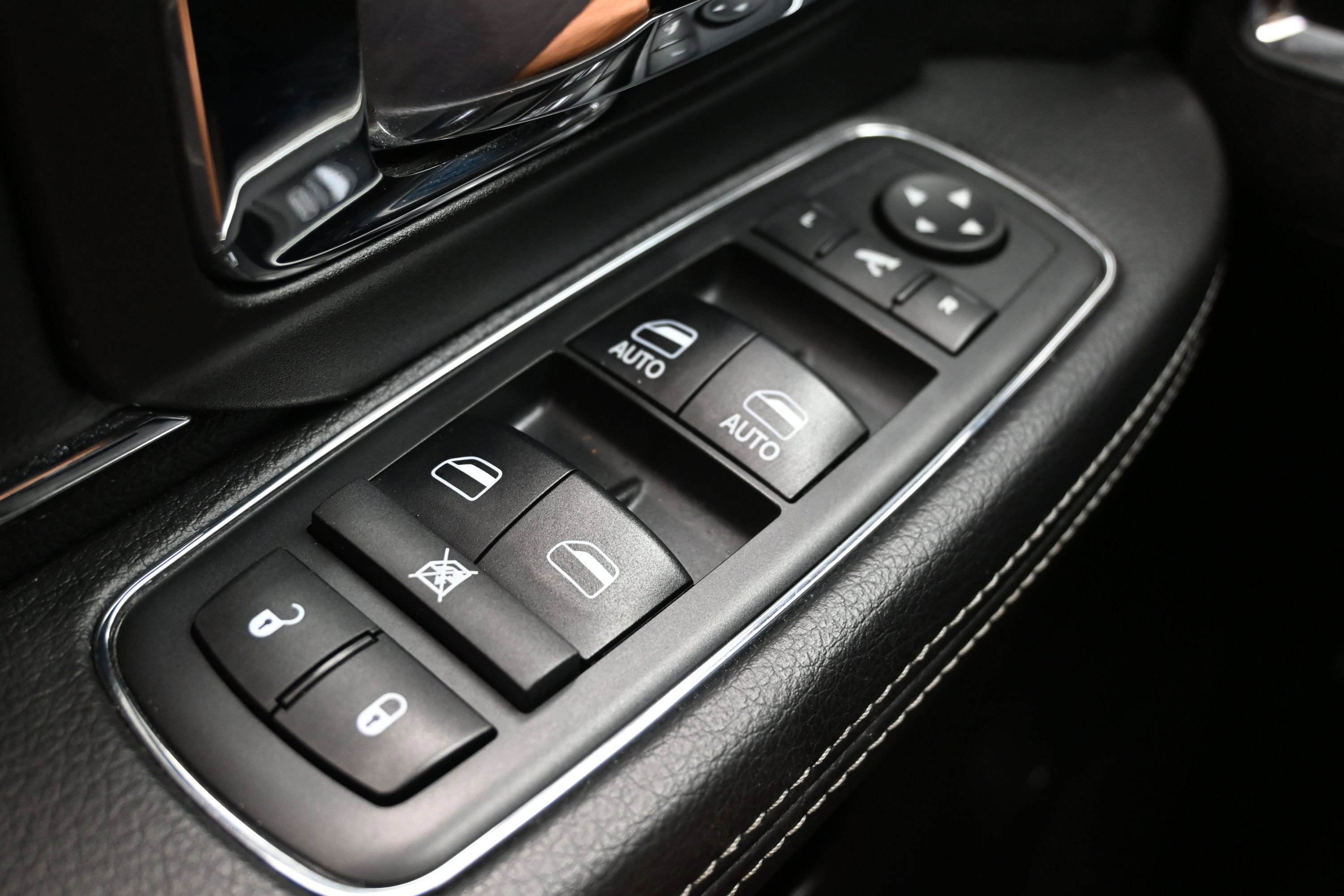 Used 2018 RAM 2500 Laramie w/ Snow Chief Group AWD/4WD image 25