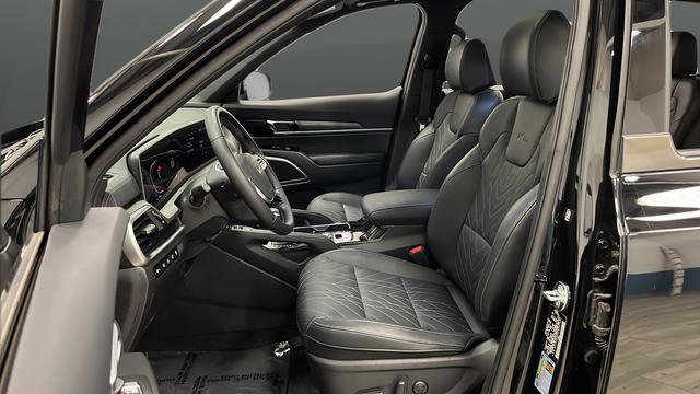 Used 2025 Kia Telluride EX X-Line AWD/4WD image 9