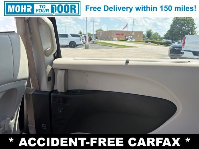 Used 2019 Chrysler Pacifica Limited FWD image 39