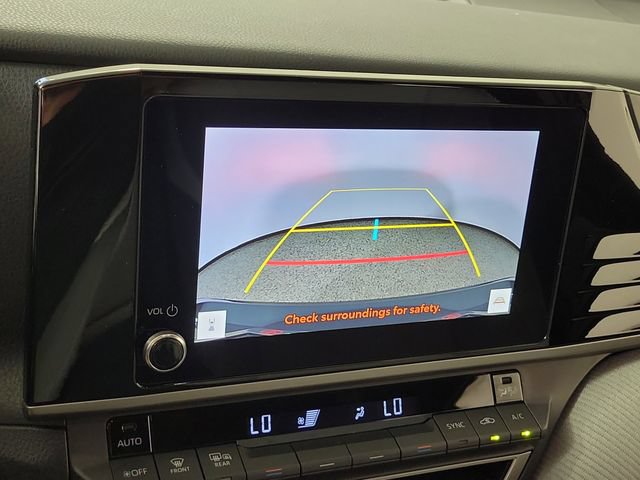 Used 2026 Toyota Camry Hybrid FWD image 29