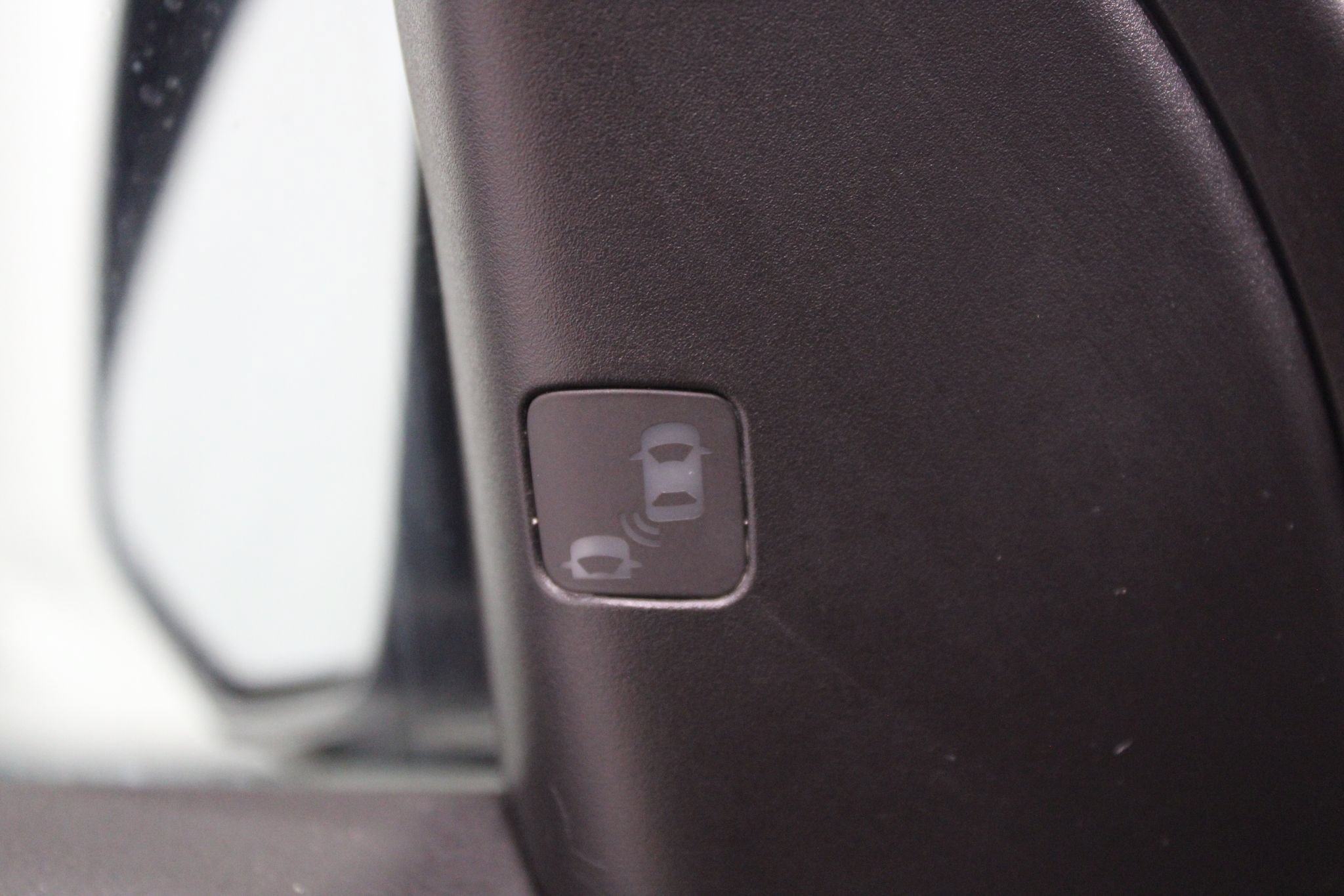 Used 2017 Acura MDX w/ Tech & Entertainment Packag FWD image 45