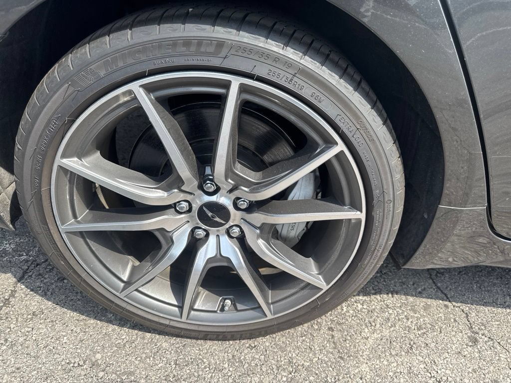 Used 2025 Genesis G70 2.5T AWD/4WD image 42