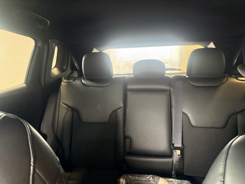 New 2026 Jeep Compass Latitude AWD/4WD image 37
