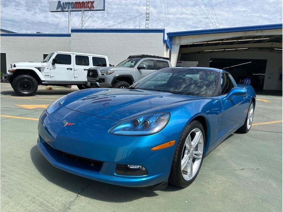 Used 2008 Chevrolet Corvette Coupe w/ Preferred Equipment Group RWD image 2