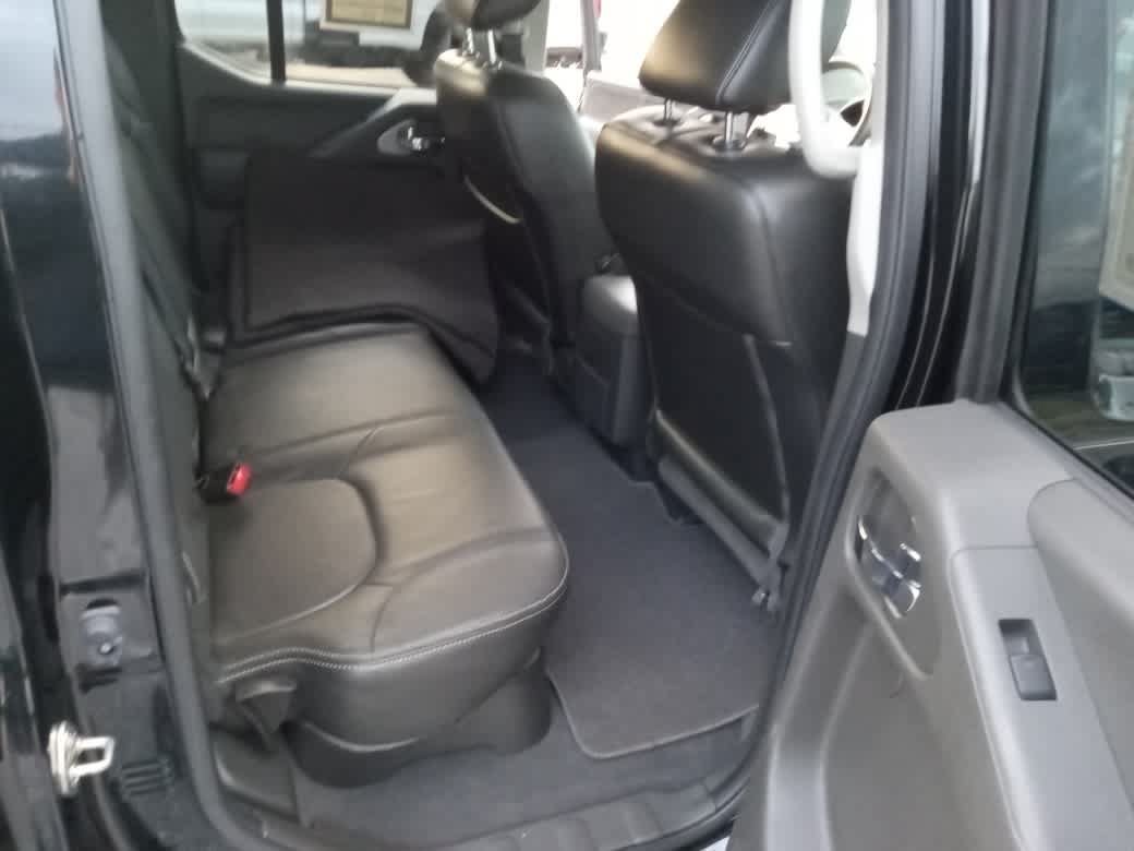 Used 2020 Nissan Frontier PRO-4X AWD/4WD image 35
