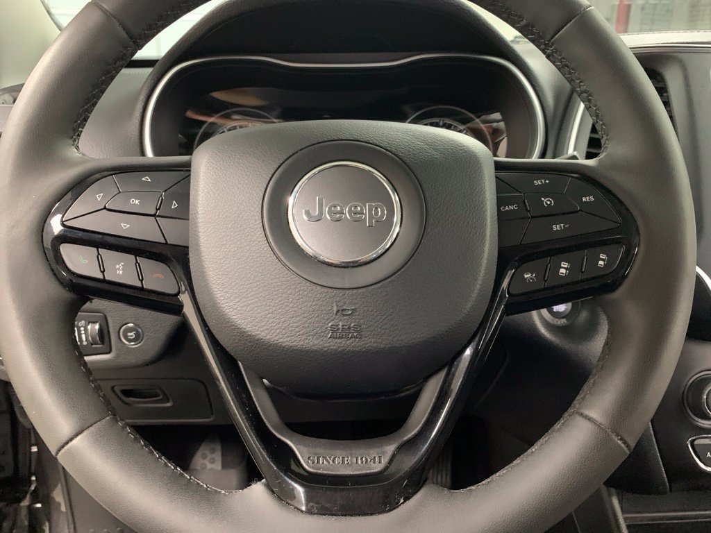 Certified 2023 Jeep Cherokee Altitude Lux w/ Lux Elite Package AWD/4WD image 18