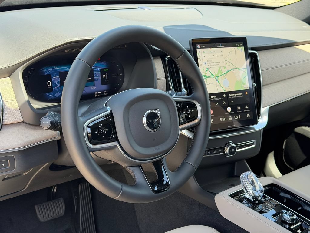 New 2026 Volvo XC90 T8 Plus AWD/4WD image 16