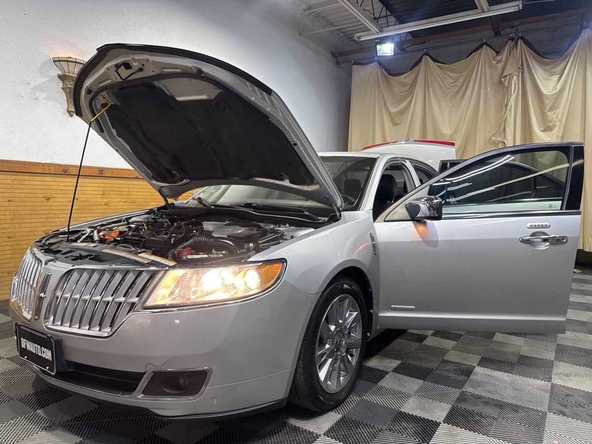 Used 2012 Lincoln MKZ Hybrid FWD image 9