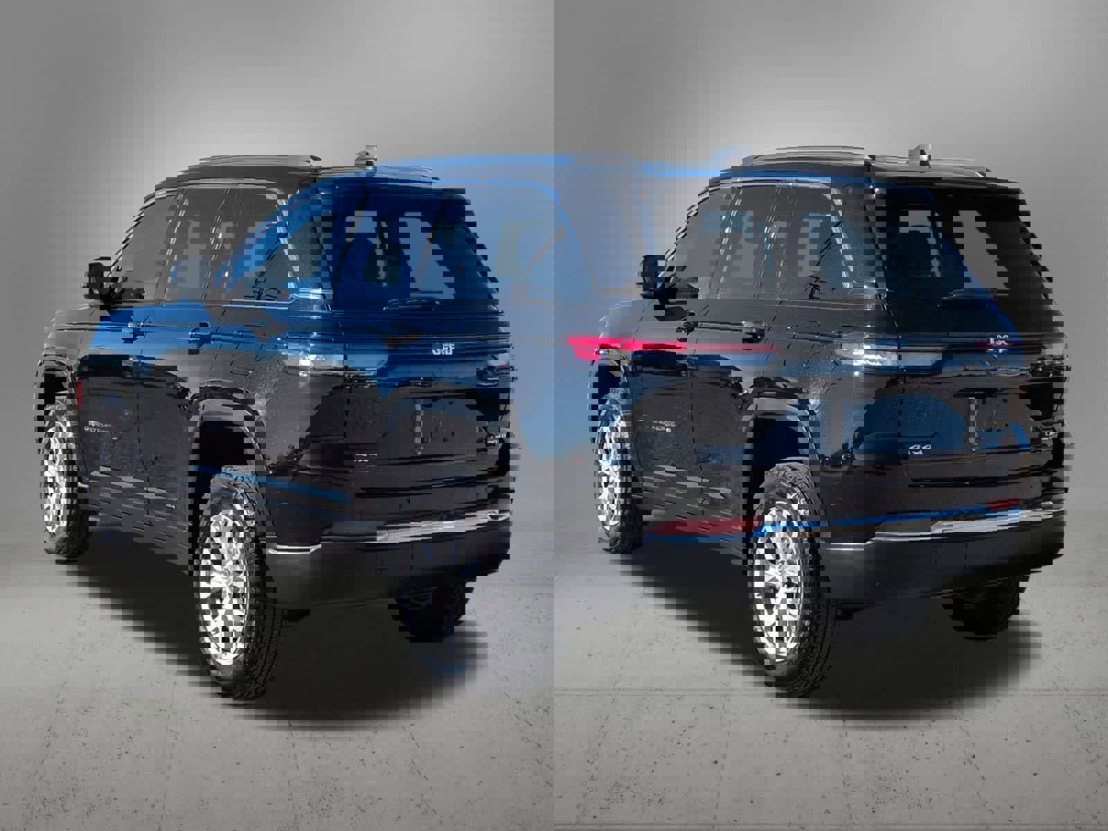 Used 2022 Jeep Grand Cherokee Limited image 4