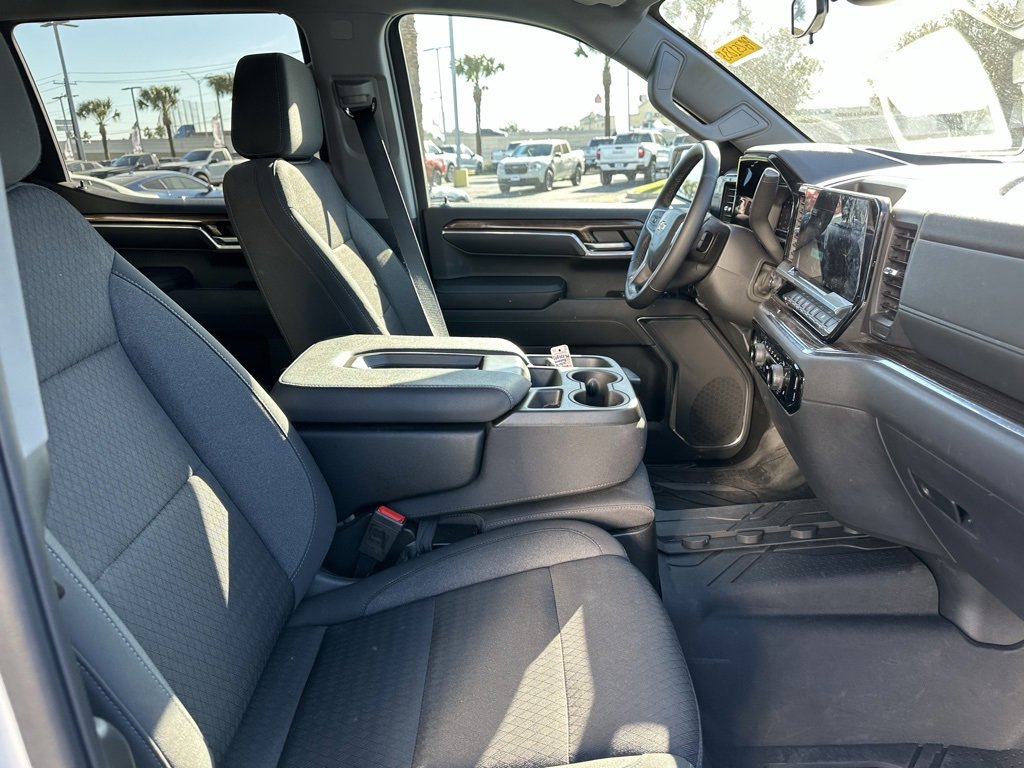 Used 2023 Chevrolet Silverado 1500 LT image 22