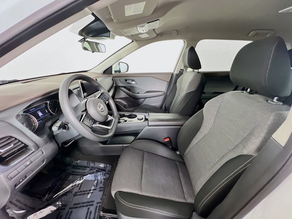 Used 2022 Nissan Rogue SV AWD/4WD image 19