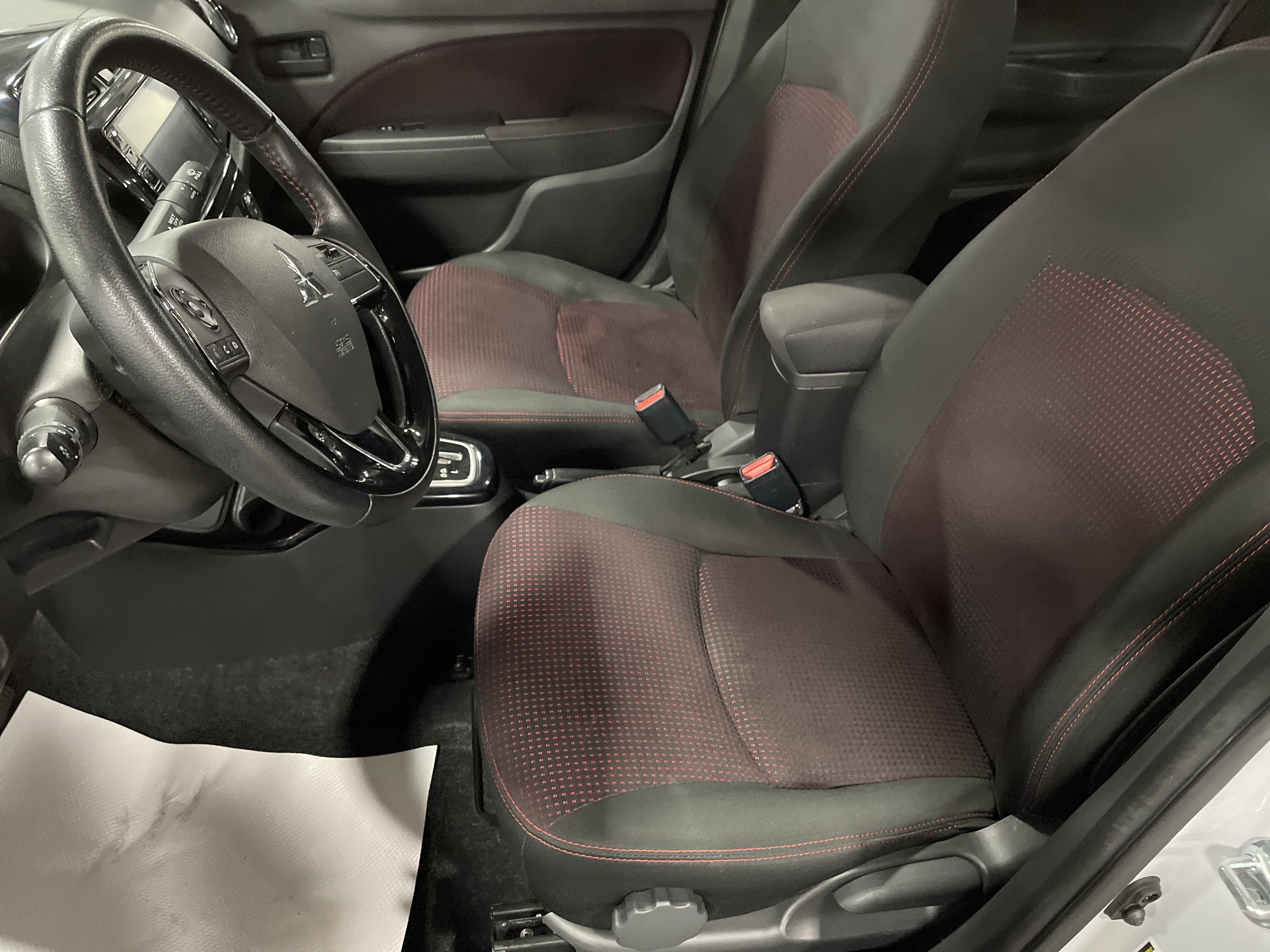 Used 2022 Mitsubishi Mirage G4 Black Edition image 8