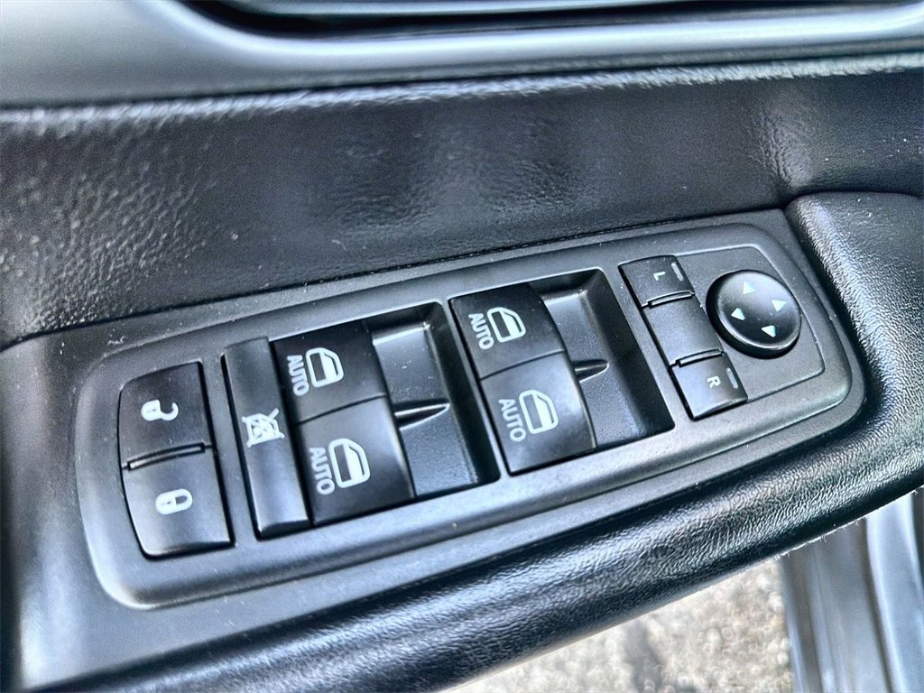 Used 2020 Chrysler Pacifica Touring-L Plus w/ Advanced Safetytec Group image 15